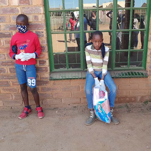 Siyakholwa-Support-Care-Centre_COVID-19-–-back-to-school-image-3