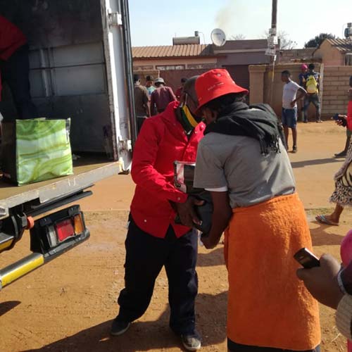 Siyakholwa Support Care Centre_COVID-19 – pandemic food distribution image 13